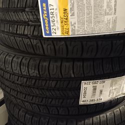 Goodyear ASSURANCE 225/65/17