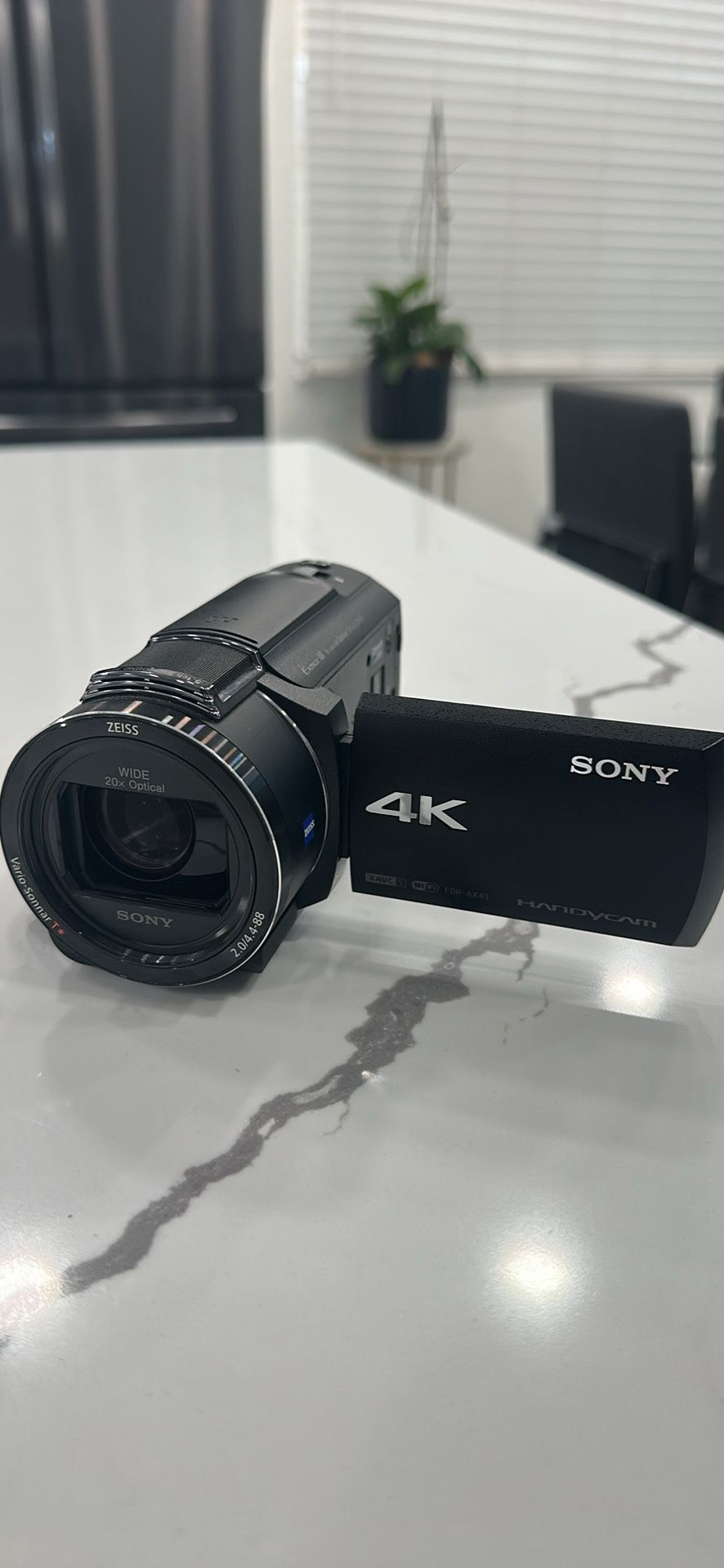 Sony Ax43 4 K Camera
