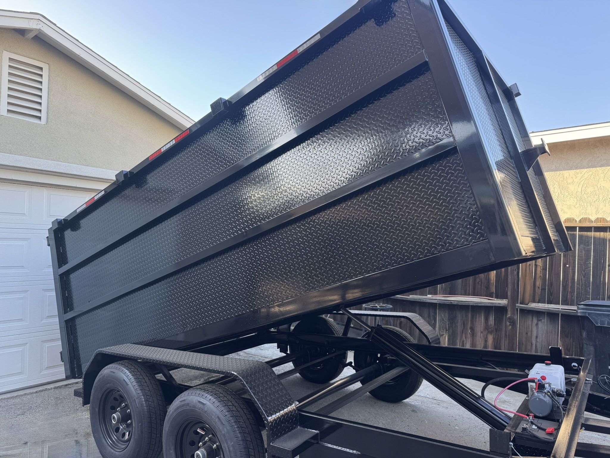 Hydraulic Dump Trailer with Diamond Walls