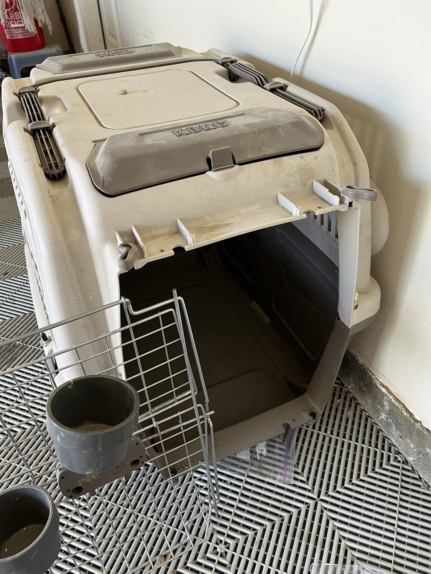 Dog Travel Crate