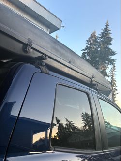 Arb awning and cargo box