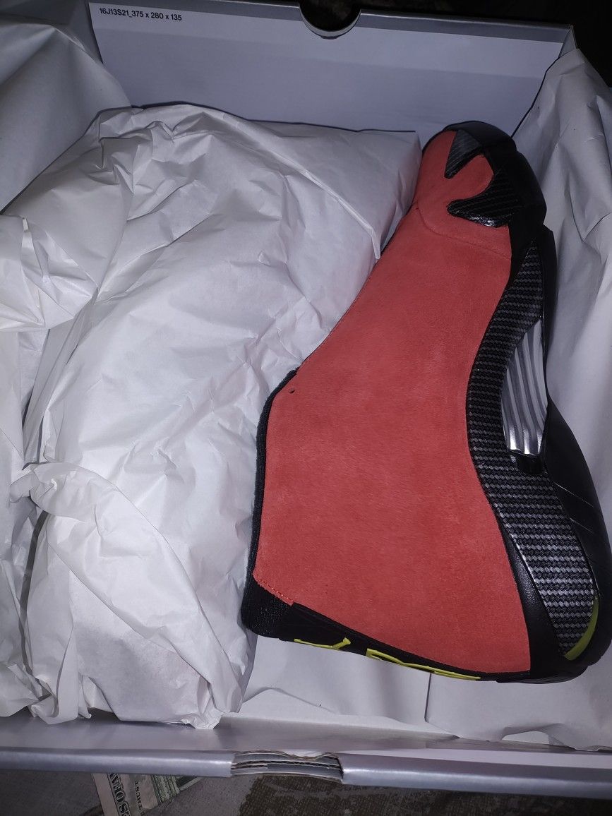 Ferrari 14s
