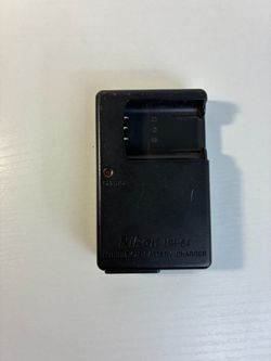 Nikon MH 64 Class 2 Lithium Ion Battery Charger 4.2V 0.455A -7
