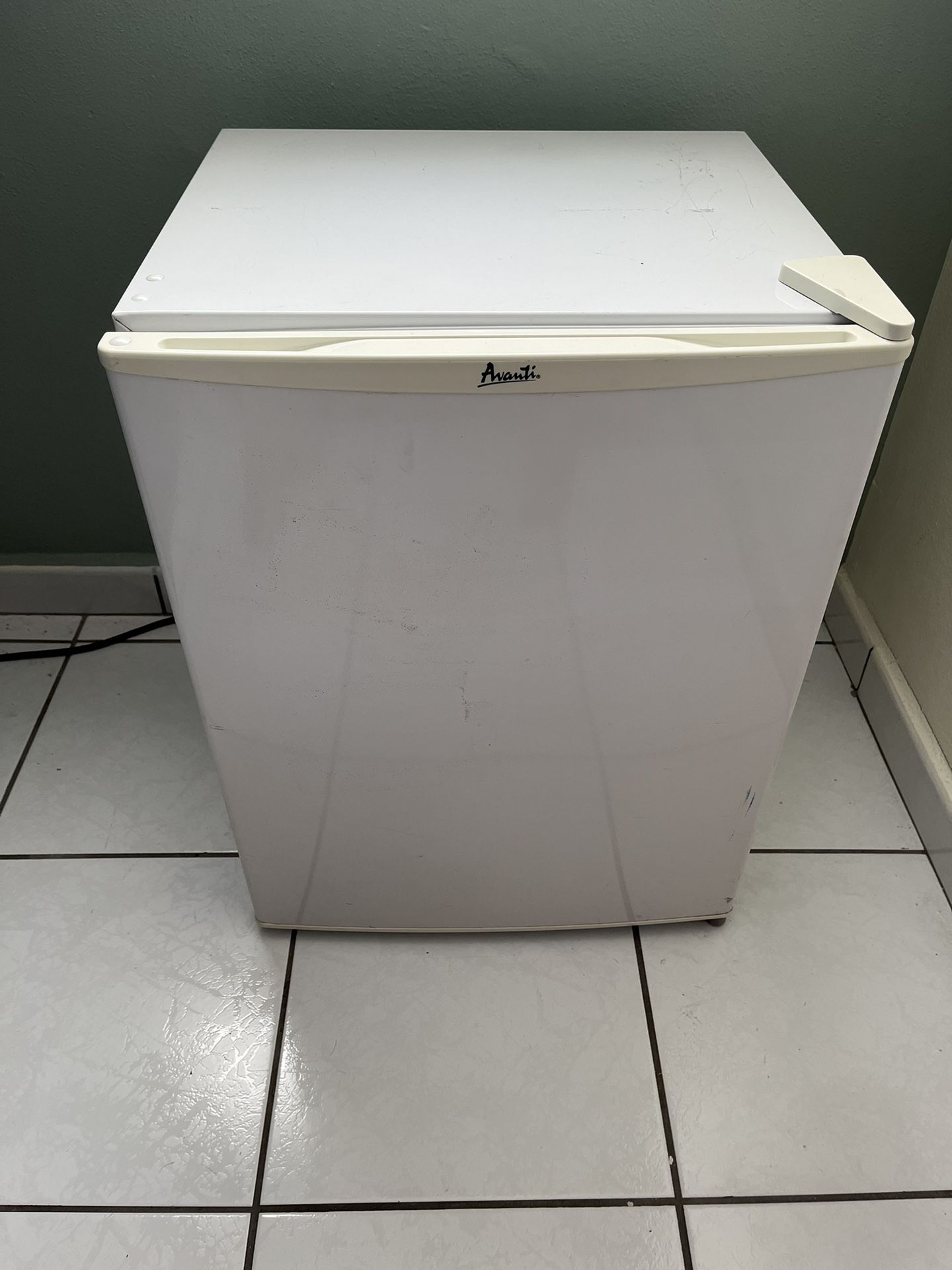 White Avanti Mini Fridge
