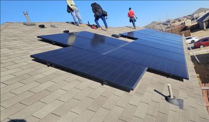 Instalamos y desinstalamos paneles solares