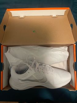 Women’s Nike Downshifter 12
