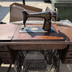 Sewing Machine 