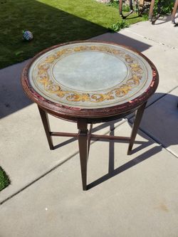 glass top round side table