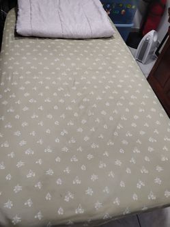 Twin XL bed mattress