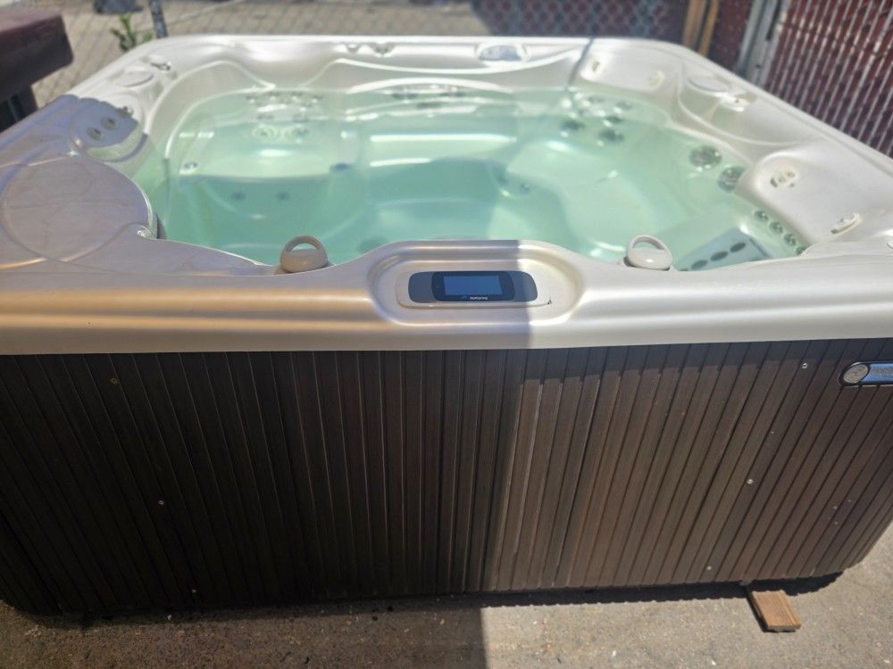 spa, jacuzzi,hot tub