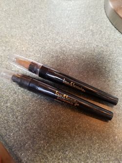 Eye liner by Forever 21