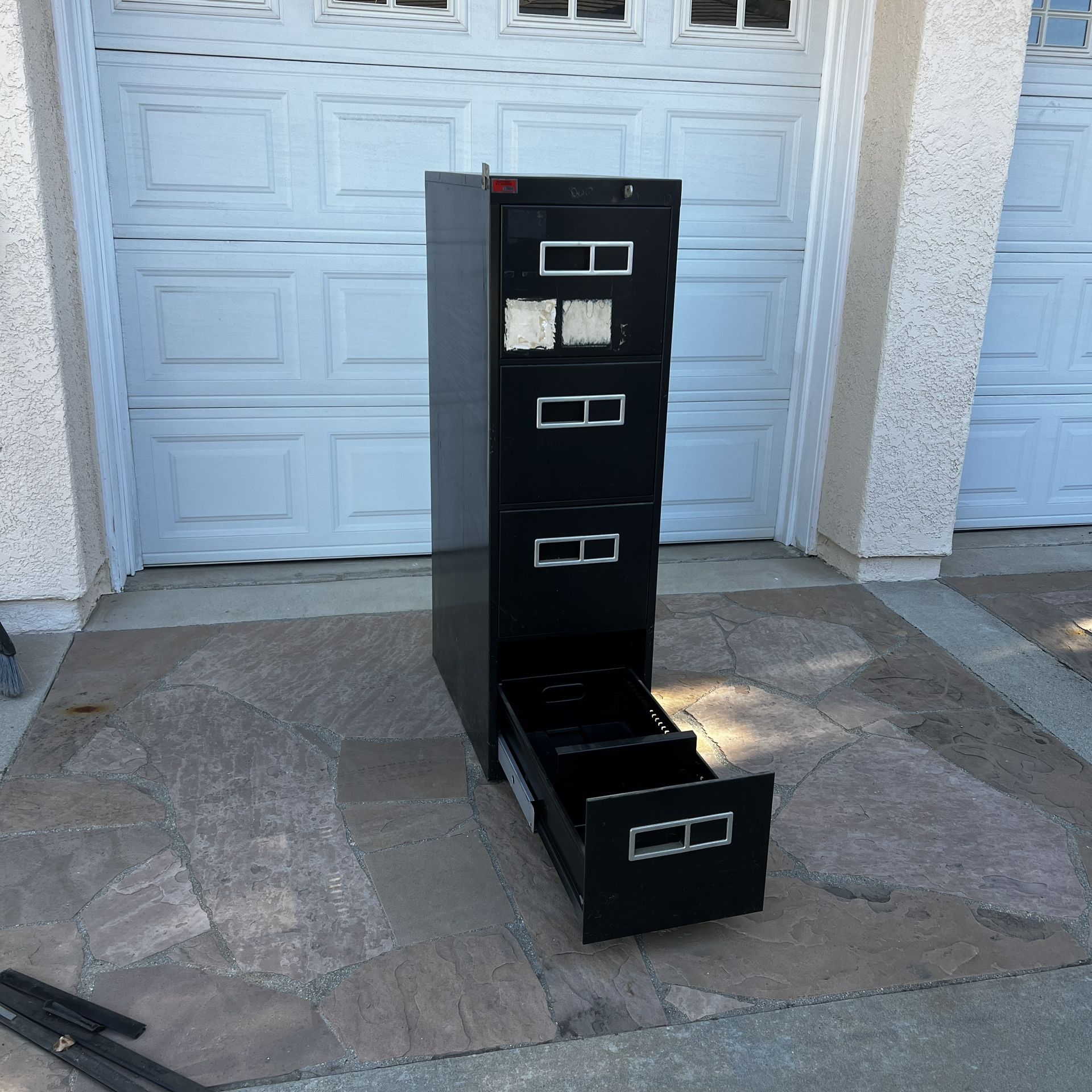 Heavy Duty File Cabinet 52x28x15.5 Inches 