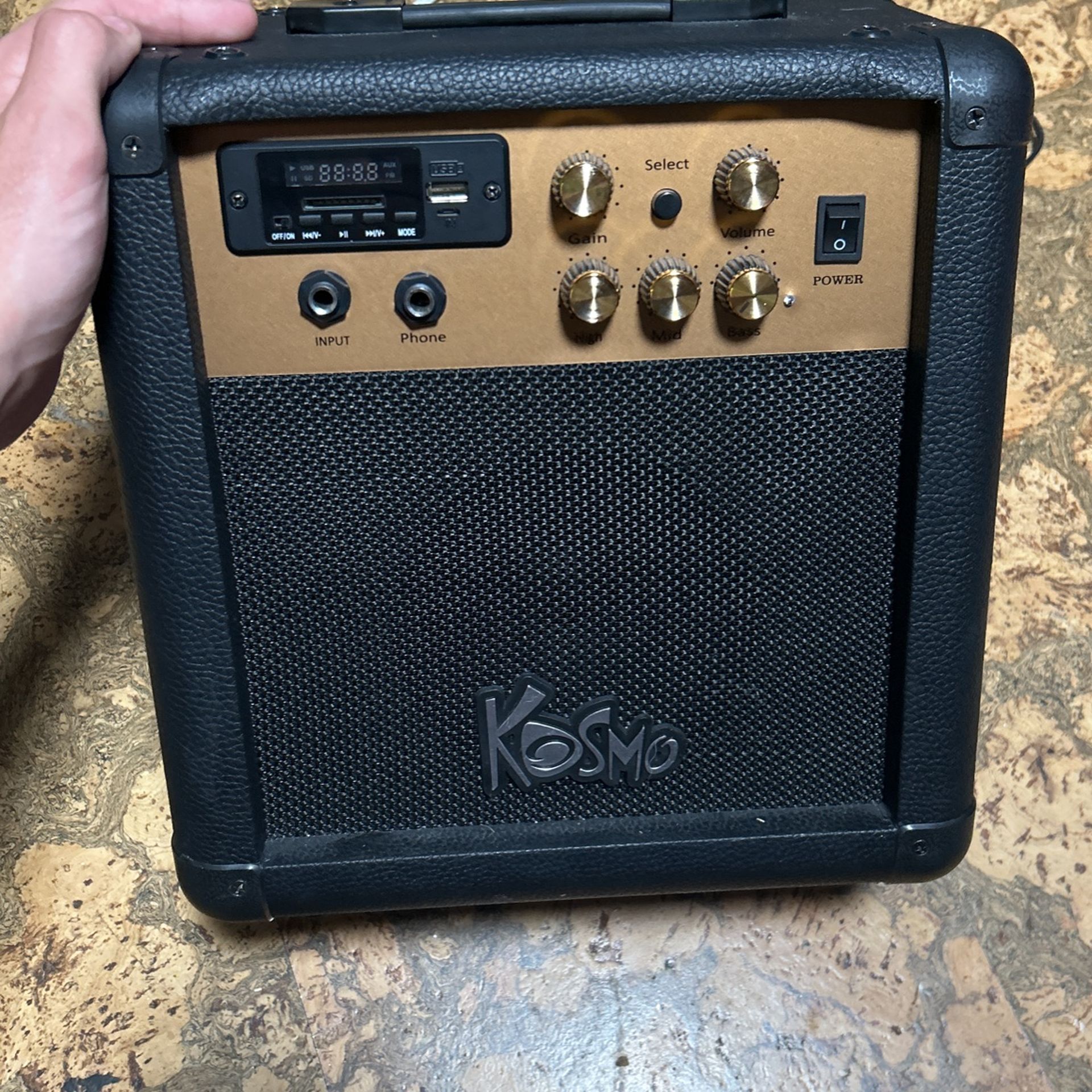 Guitar amp