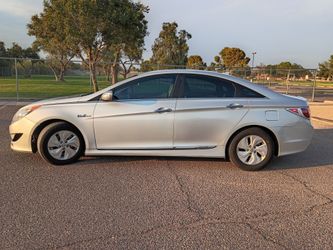 2015 Hyundai sonata blue hybrid