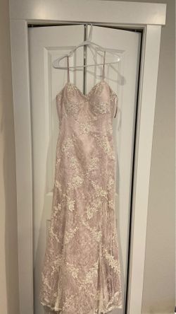 Beautiful mermaid style wedding dress