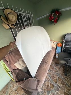 White Scion FRS, Subaru BRZ, Toyota GT86 hood