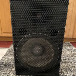 Meyer Sound UPA-2P Self Powered Loud Speaker