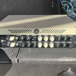 Yamaha THR100HD solid State stereo Amp