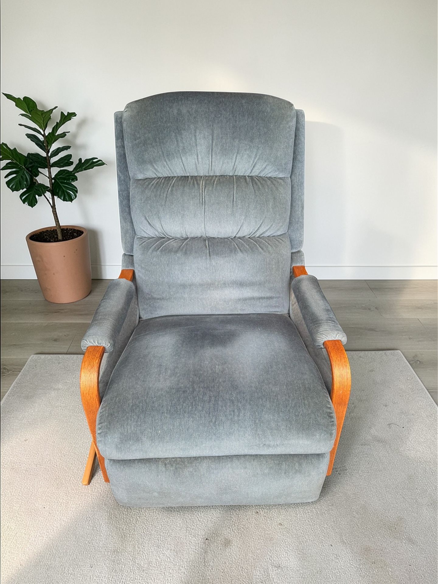 Rocking/reclining La-Z-Boy Blue Reclining Chair