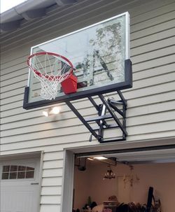 Basketball hoop wall 54”