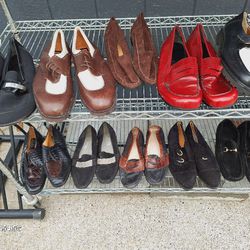 22 Pair O Vintage Mens And Womens Leather Shoes 