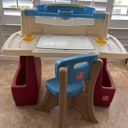 Toddle Desk