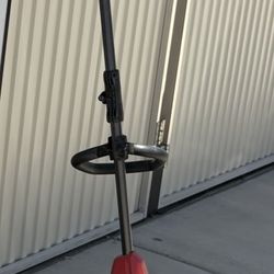 SKIL WEED EATER TRIMMER EDGER WITH BATTERY AND CHARGER HARDLY USED $65