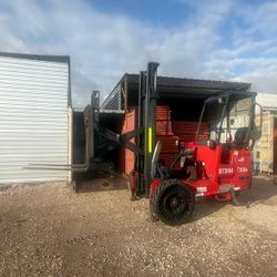 2011 Moffett 5,500 lbs capacity truck-mount forklift