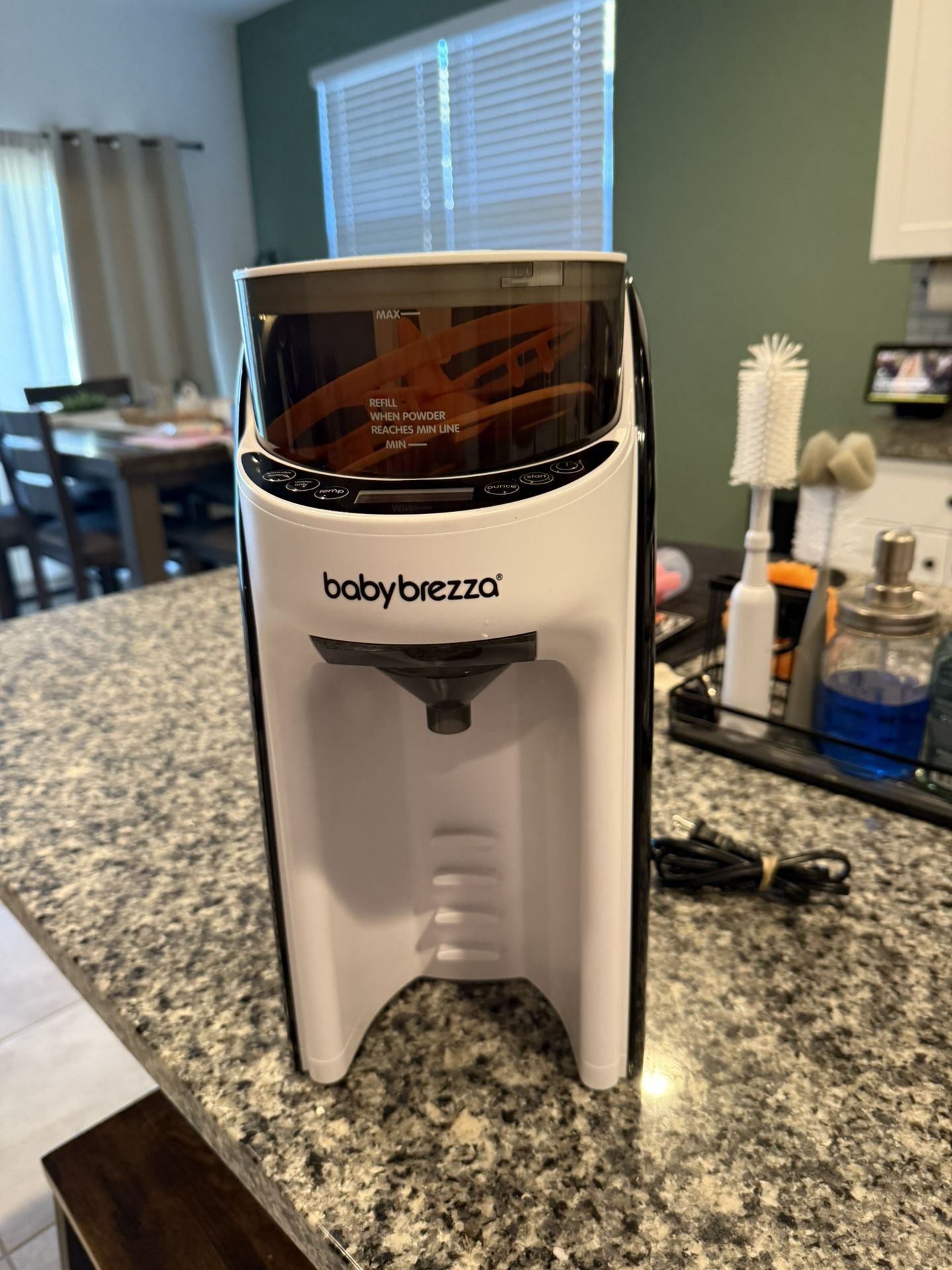 Baby Brezza Formula Dispenser
