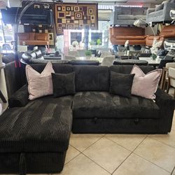 Brand New  Sectional  $899 >>