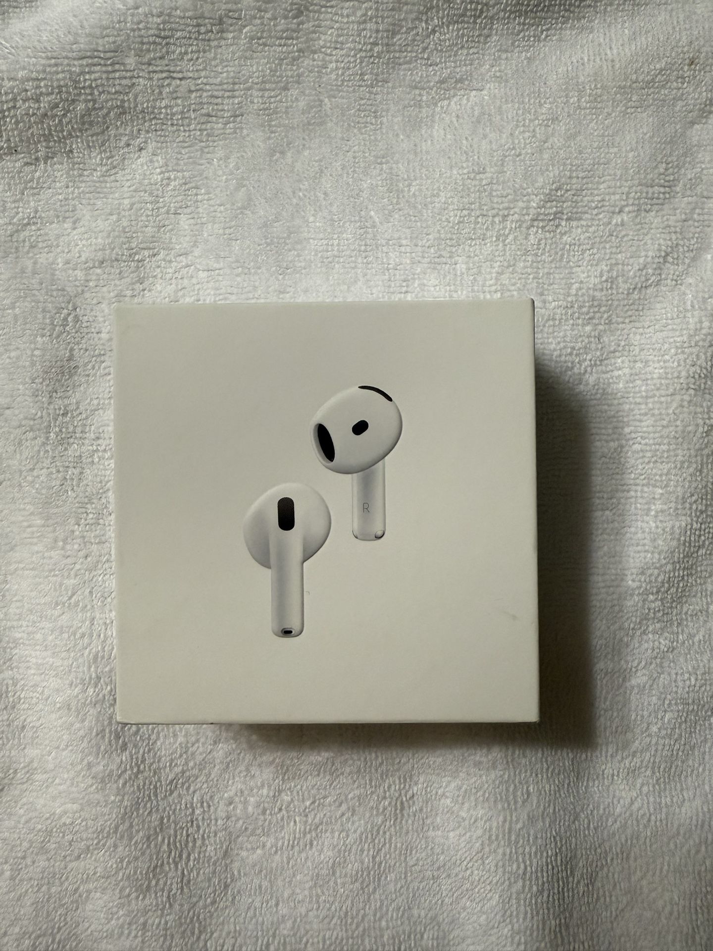 APPLE AIRPODS 4 W/ ACTIVE NOISE CANCELATION BRAND NEW