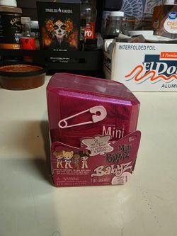 New Mini Bratz Babyz Series 1 Blind Pack - Supports My Rescue Reptiles!