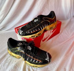 Nike Air Max Tailwind IV SE.