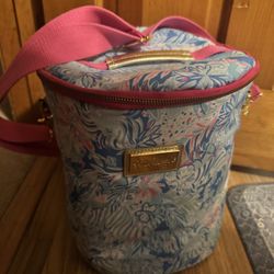 Lilly Pulitzer cooler bag with strap, never used!! 