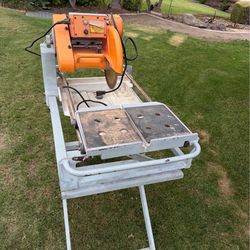 TILE SAW
