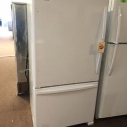 Whirlpool Refrigerator Appliance 1SPXZ