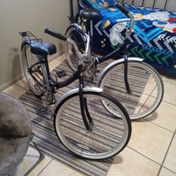 Bikes/Beach Cruisers 