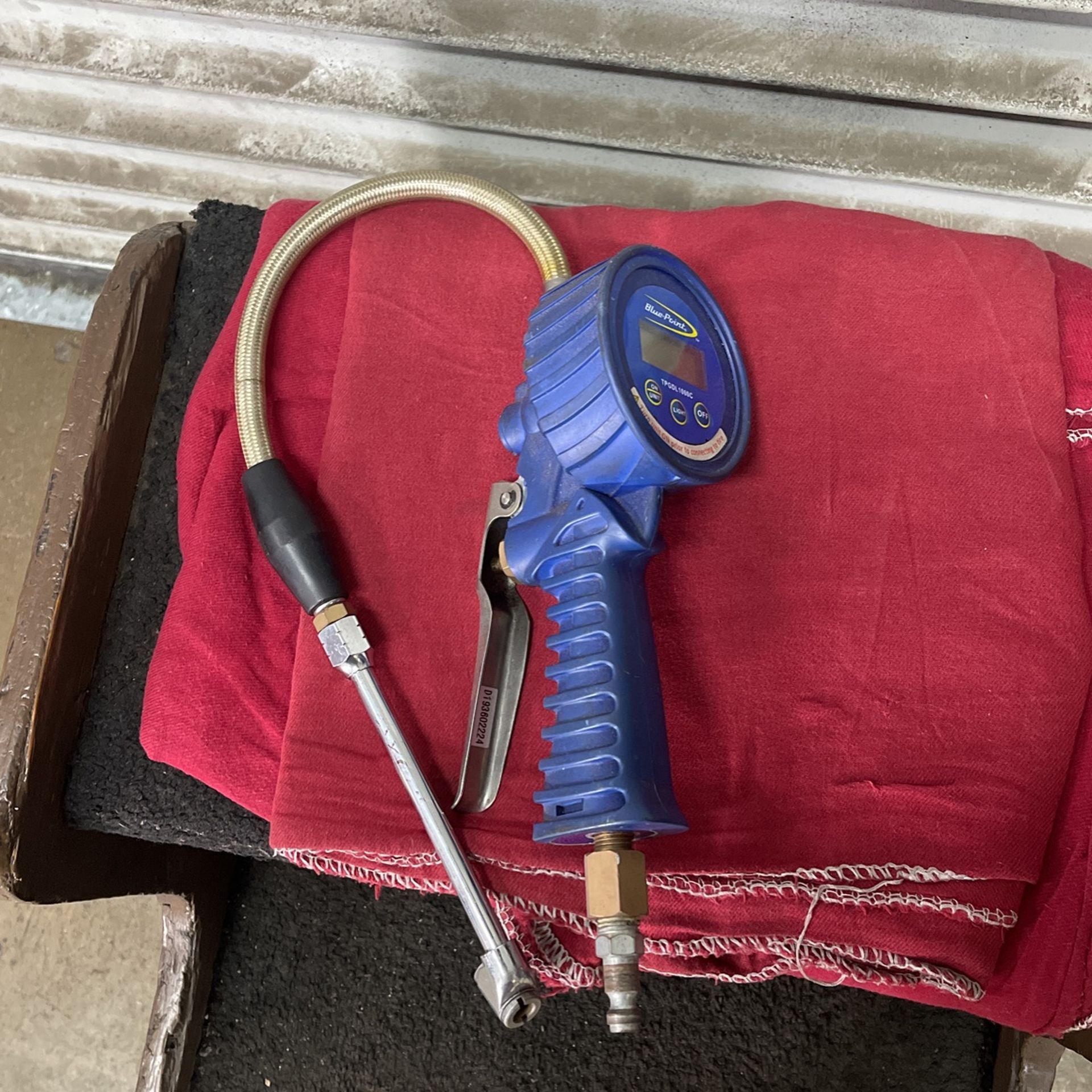 Blue Point Digital Tire Inflator for Sale in Lincoln Acres, CA OfferUp
