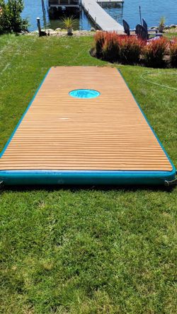 15 foot Inflatable Floating Dock/platform - Body Glove