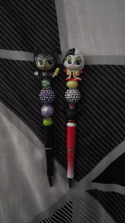Pens-Villain Set
