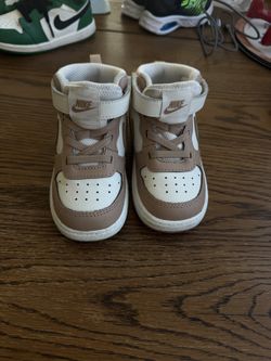 Nike Toddler High-Top Sneakers - US 8C Beige/White
