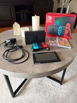 Complete Nintendo switch setup with 2 free games
