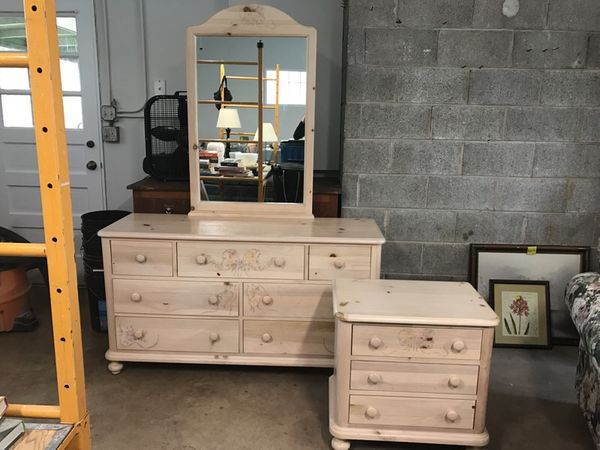 First Impressions By Thomasville Bedroom Set For Sale In Willowbrook Il Offerup