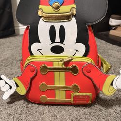 Disney lounge fly backpack 