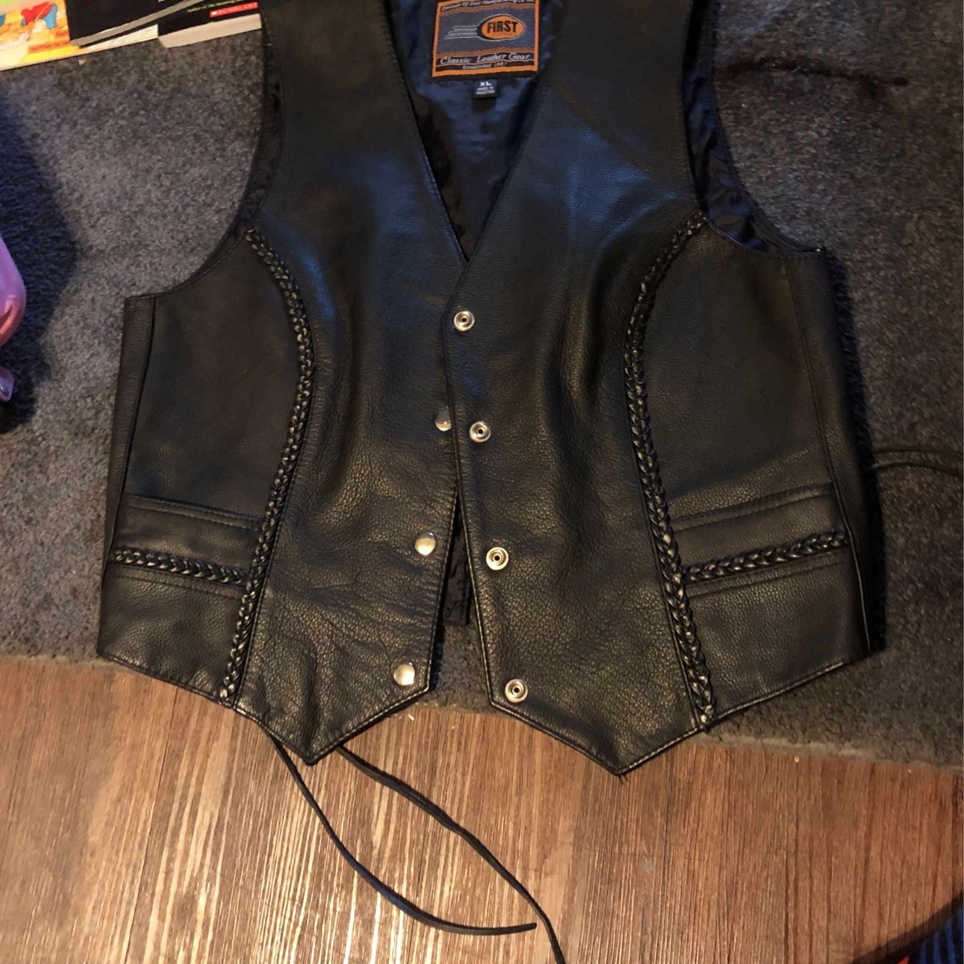 First Classic Leather Gear