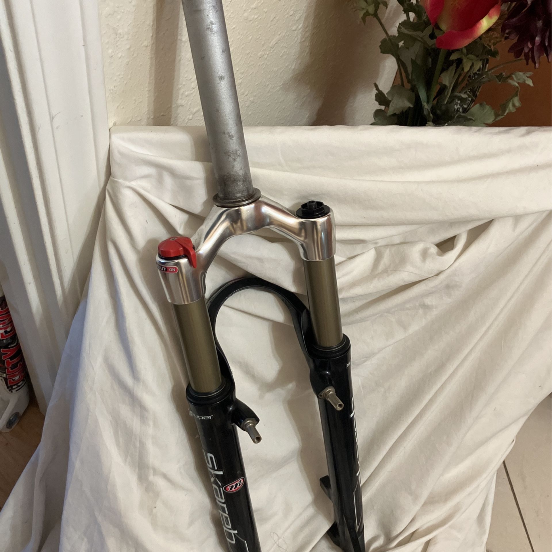 26” Manitou Skareb Fork 80mm Travel for Sale in Orange, CA - OfferUp