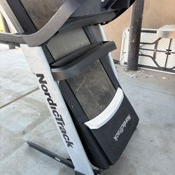Nordictrack exp10i treadmill
