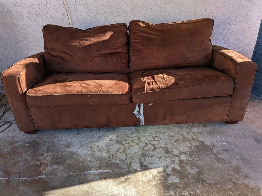 Free Pull Out Sofa-MIRA MESA