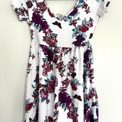Woman’s Dress Size M