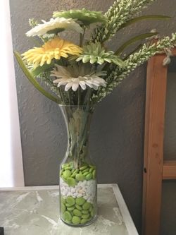 Fake flowers decor
